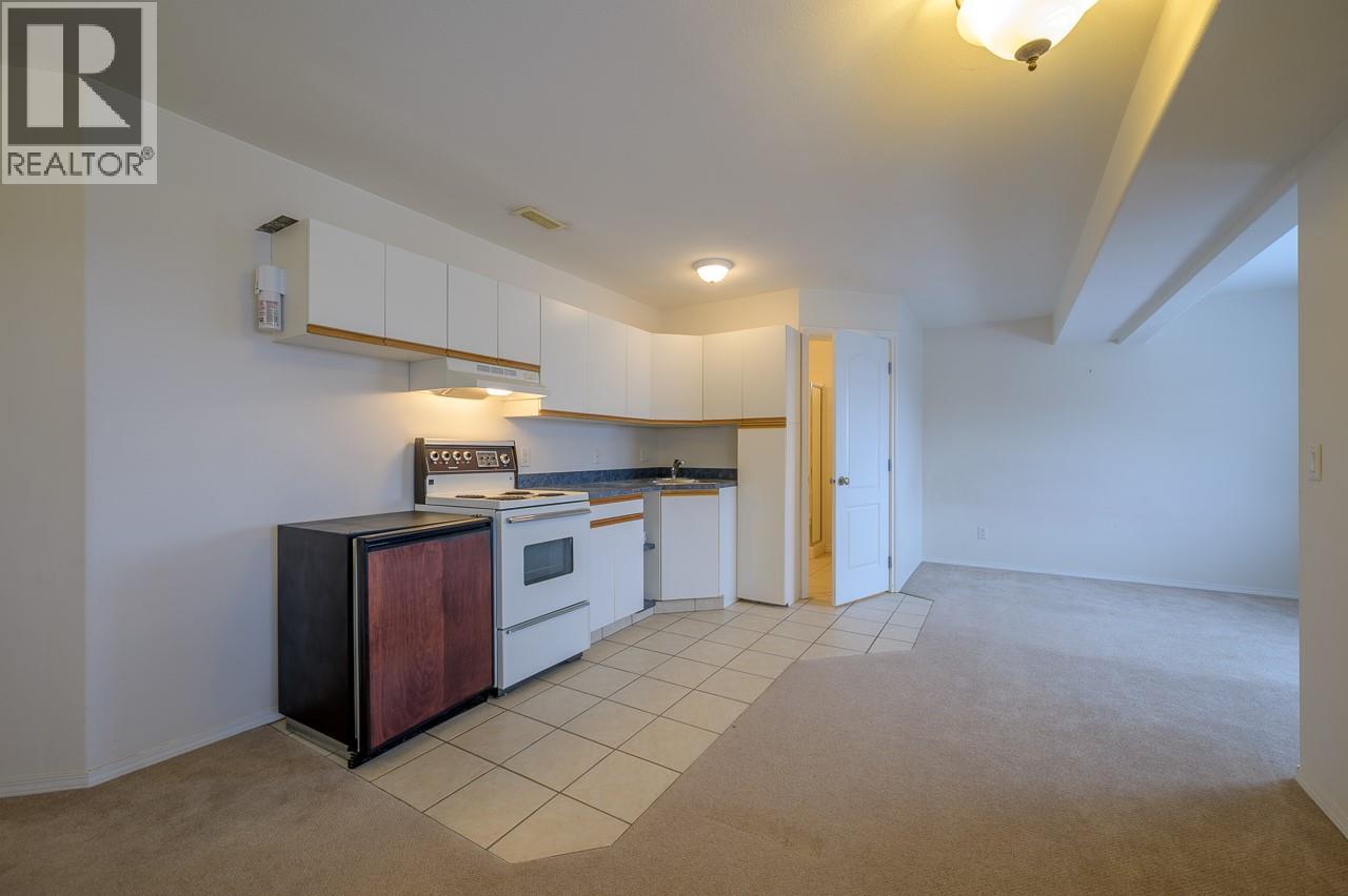 #6 1651 VALLEYVIEW Drive - 41