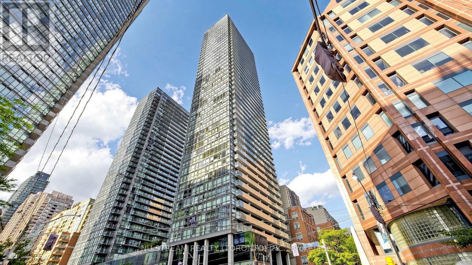 #4407 38 GRENVILLE STREET - 2