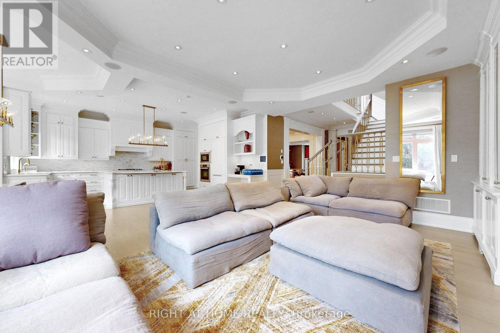 377 BROOKE AVENUE - 17