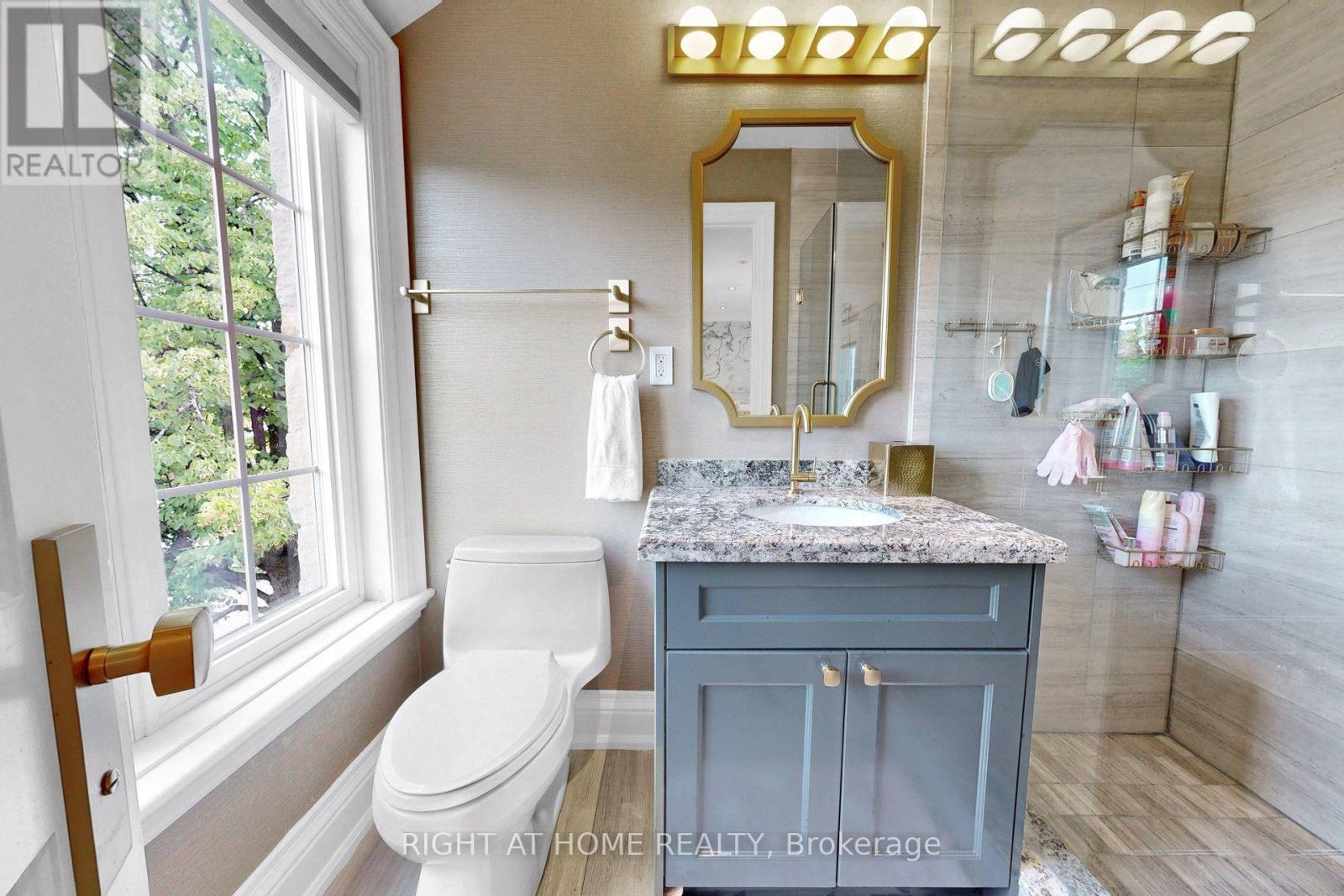 377 BROOKE AVENUE - 22