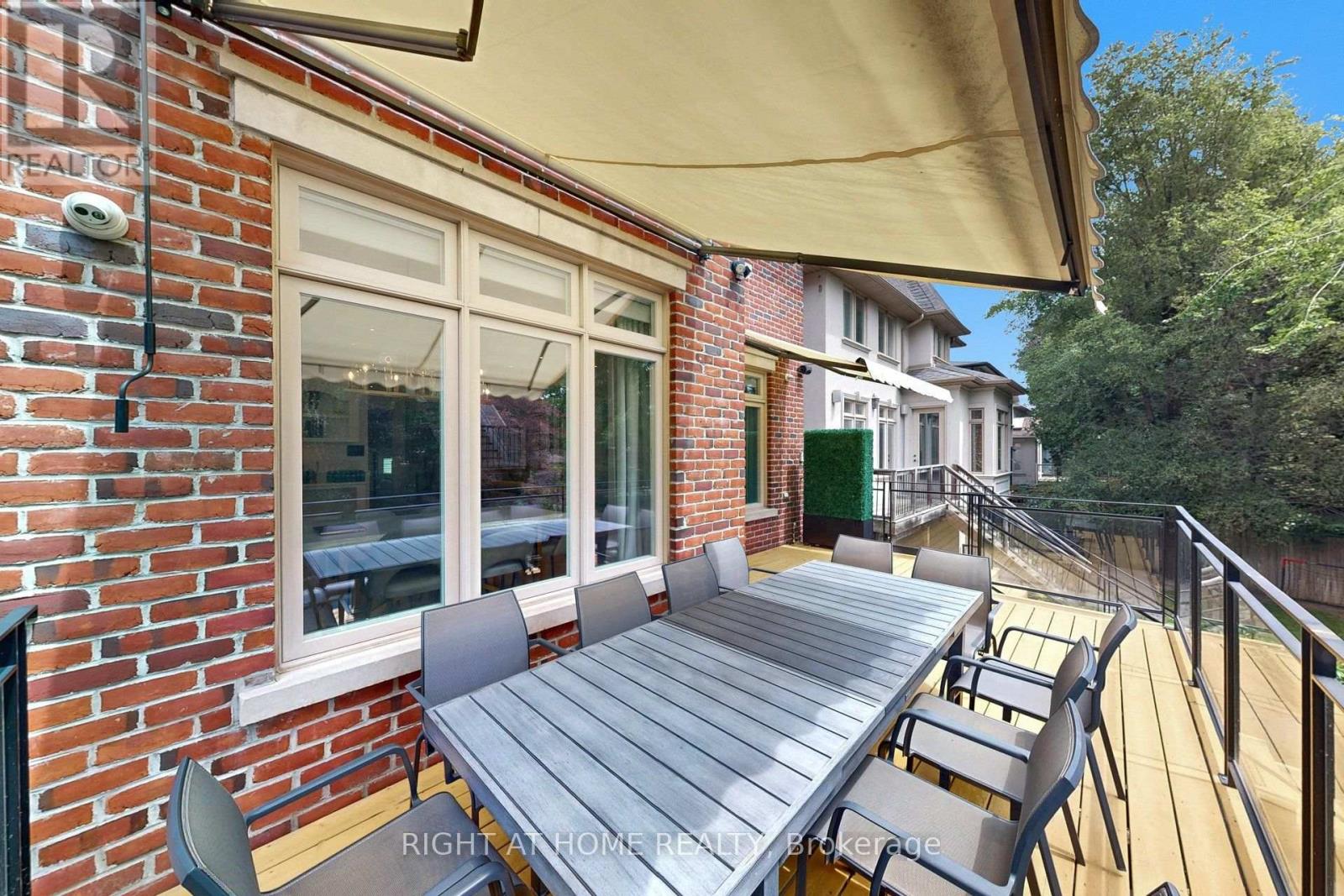 377 BROOKE AVENUE - 48