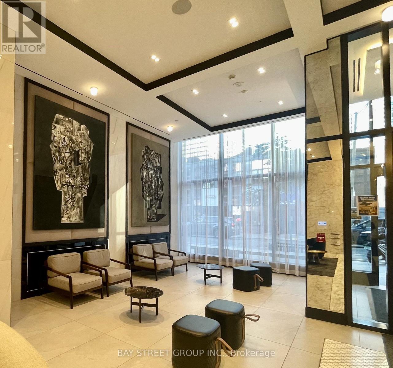 8 WELLESLEY AVENUE - 6