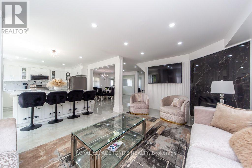 189 DADSON DRIVE - 11