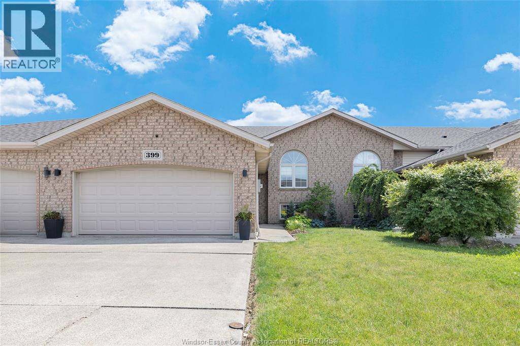 399 ROSEWOOD CRESCENT - 1