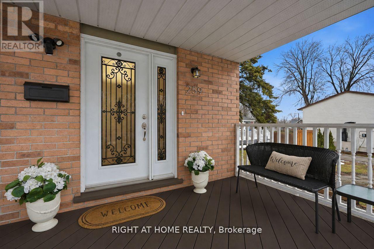 259 GLENWOODS AVENUE - 4