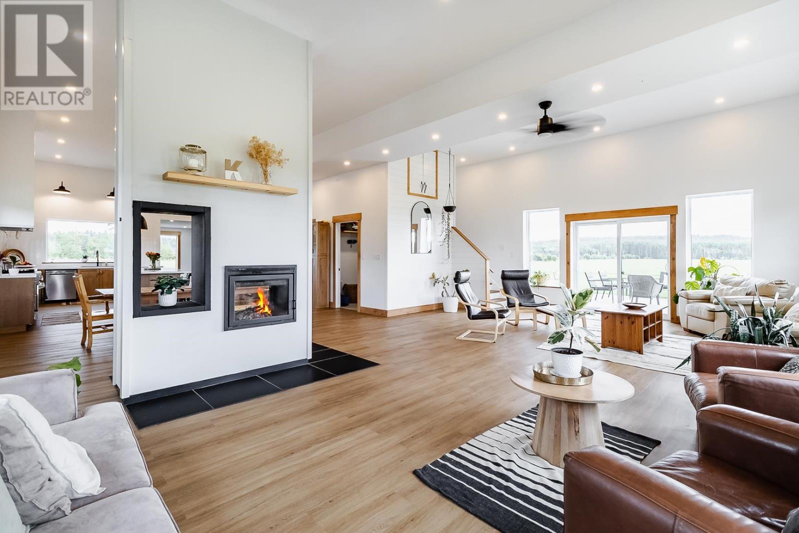 587 Watson RD - 12
