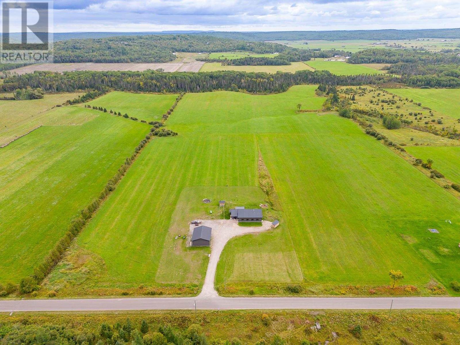 587 Watson RD - 36
