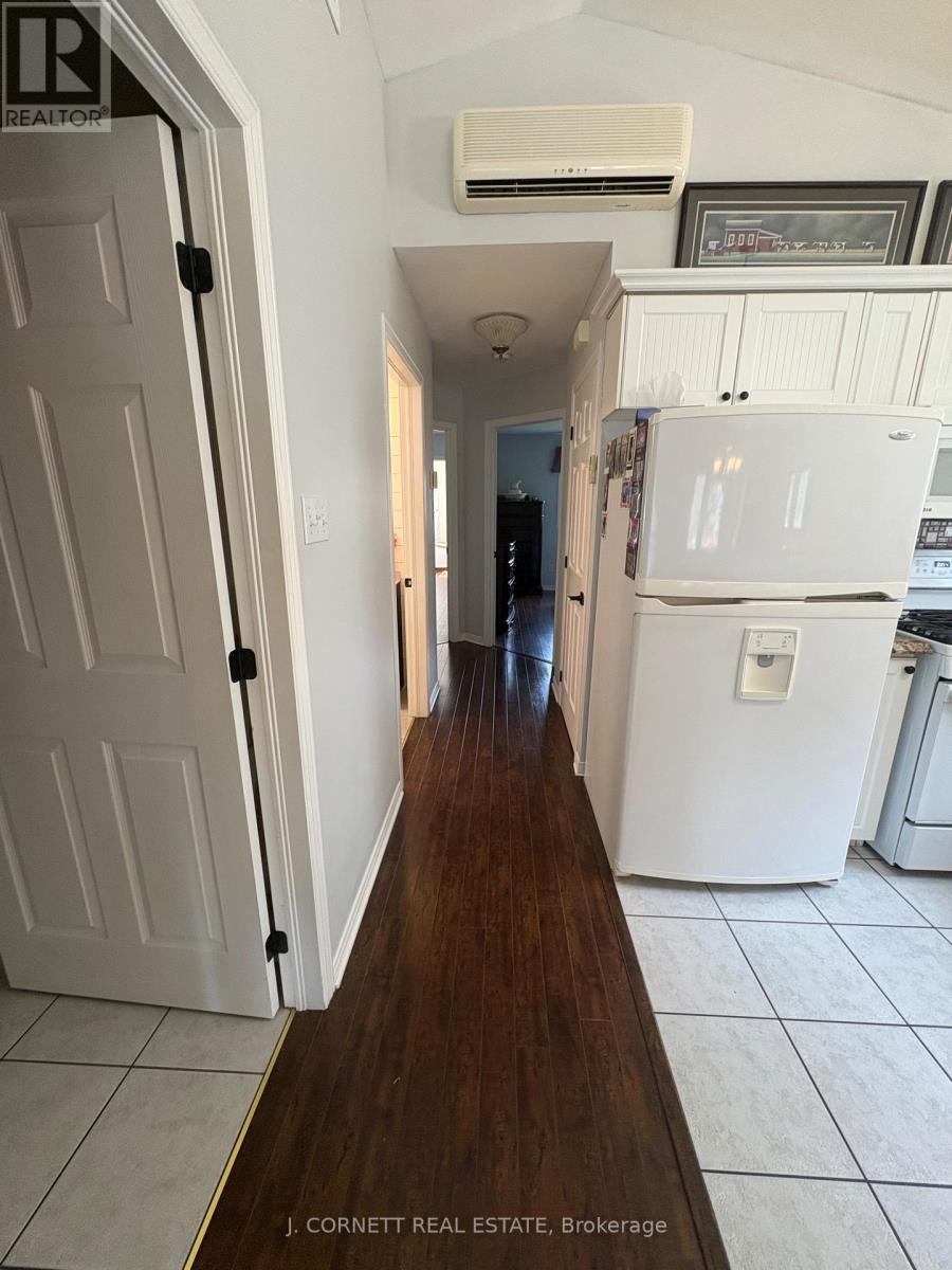 132 DUNBAR AVENUE - 14