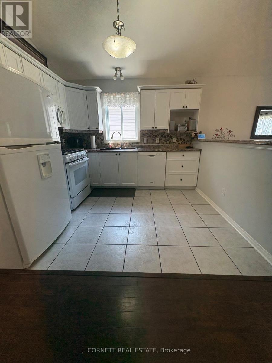 132 DUNBAR AVENUE - 7
