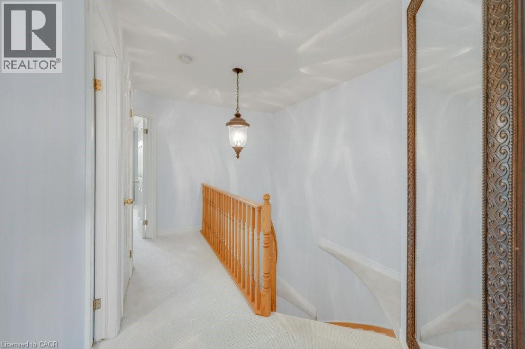 64 FOXBOROUGH Drive - 16