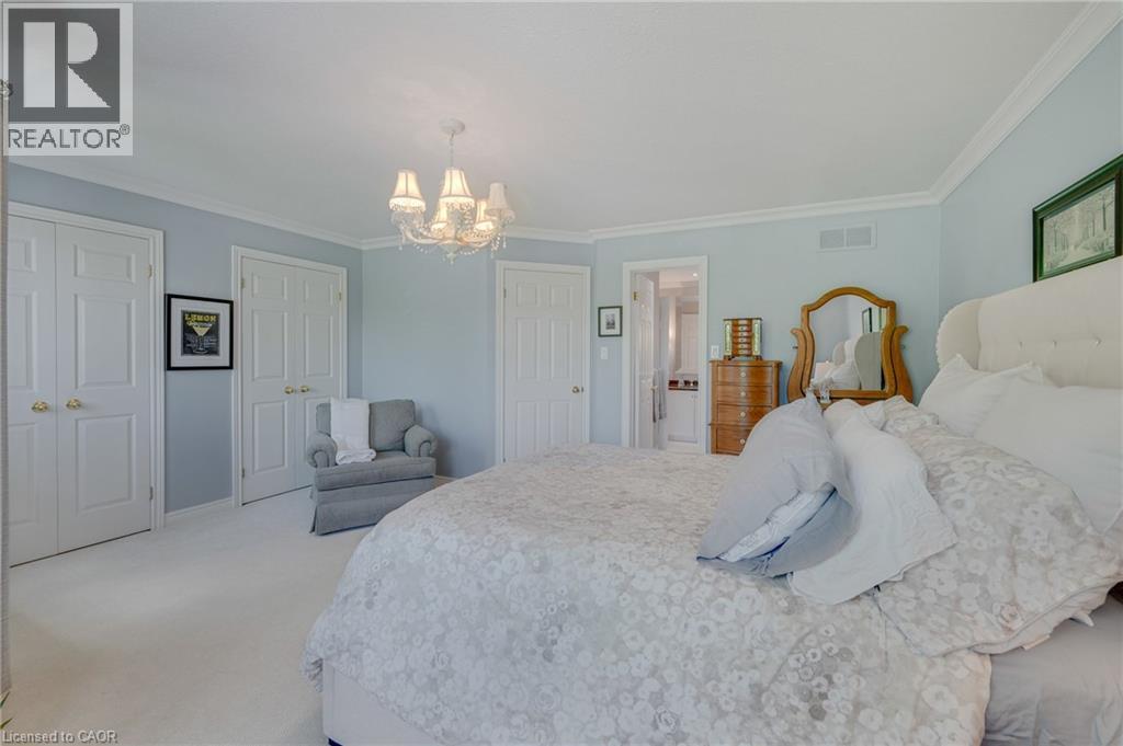 64 FOXBOROUGH Drive - 19