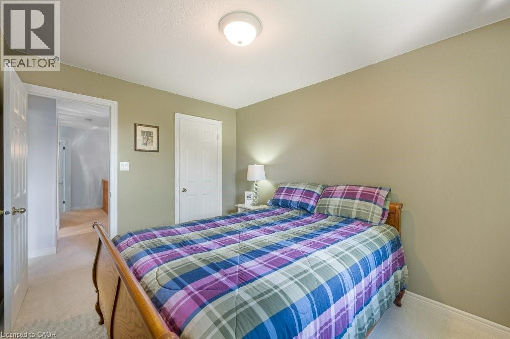 64 FOXBOROUGH Drive - 25