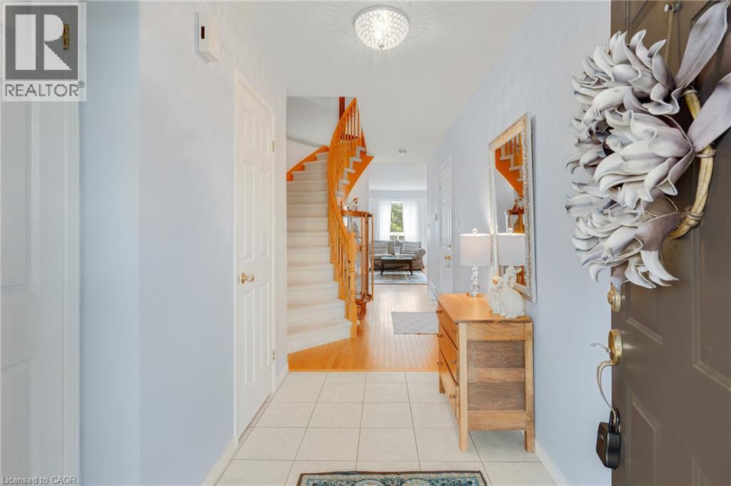 64 FOXBOROUGH Drive - 4