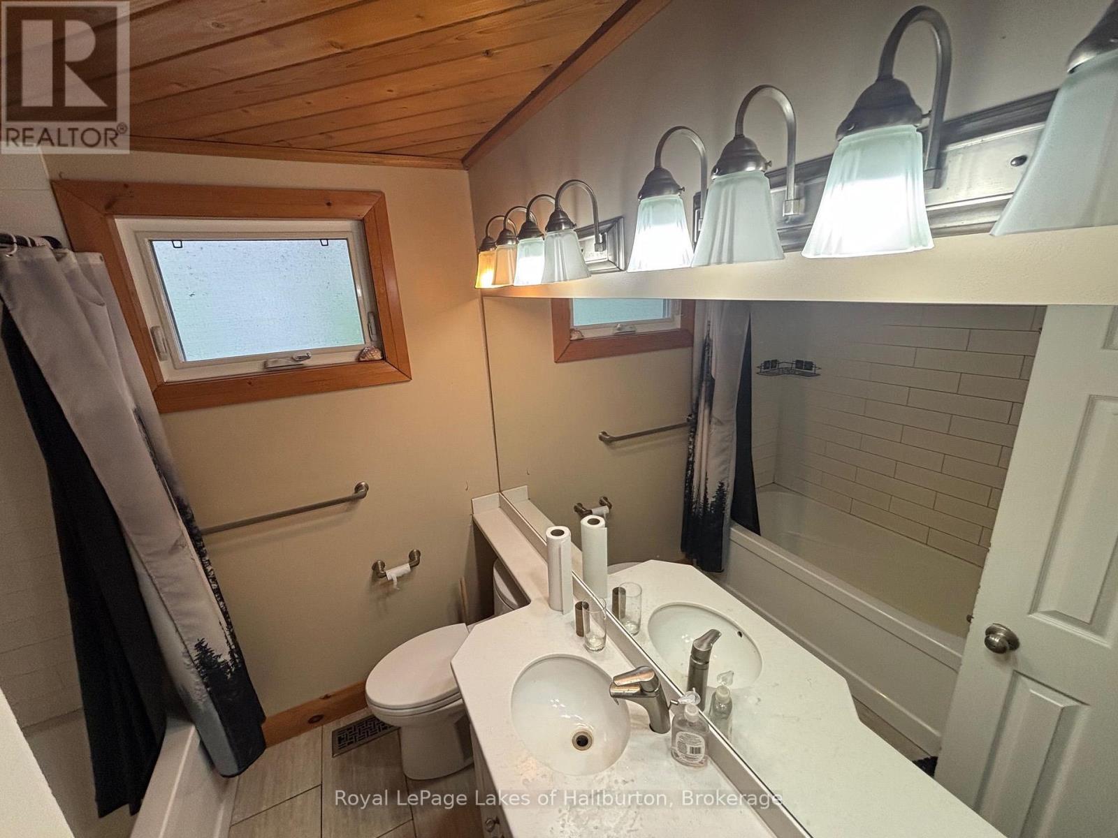 3040 HALIBURTON LAKE ROAD - Image 12