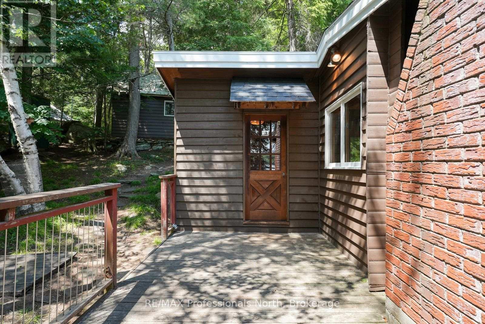 1042 PLATINUM BAY ROAD - Image 5