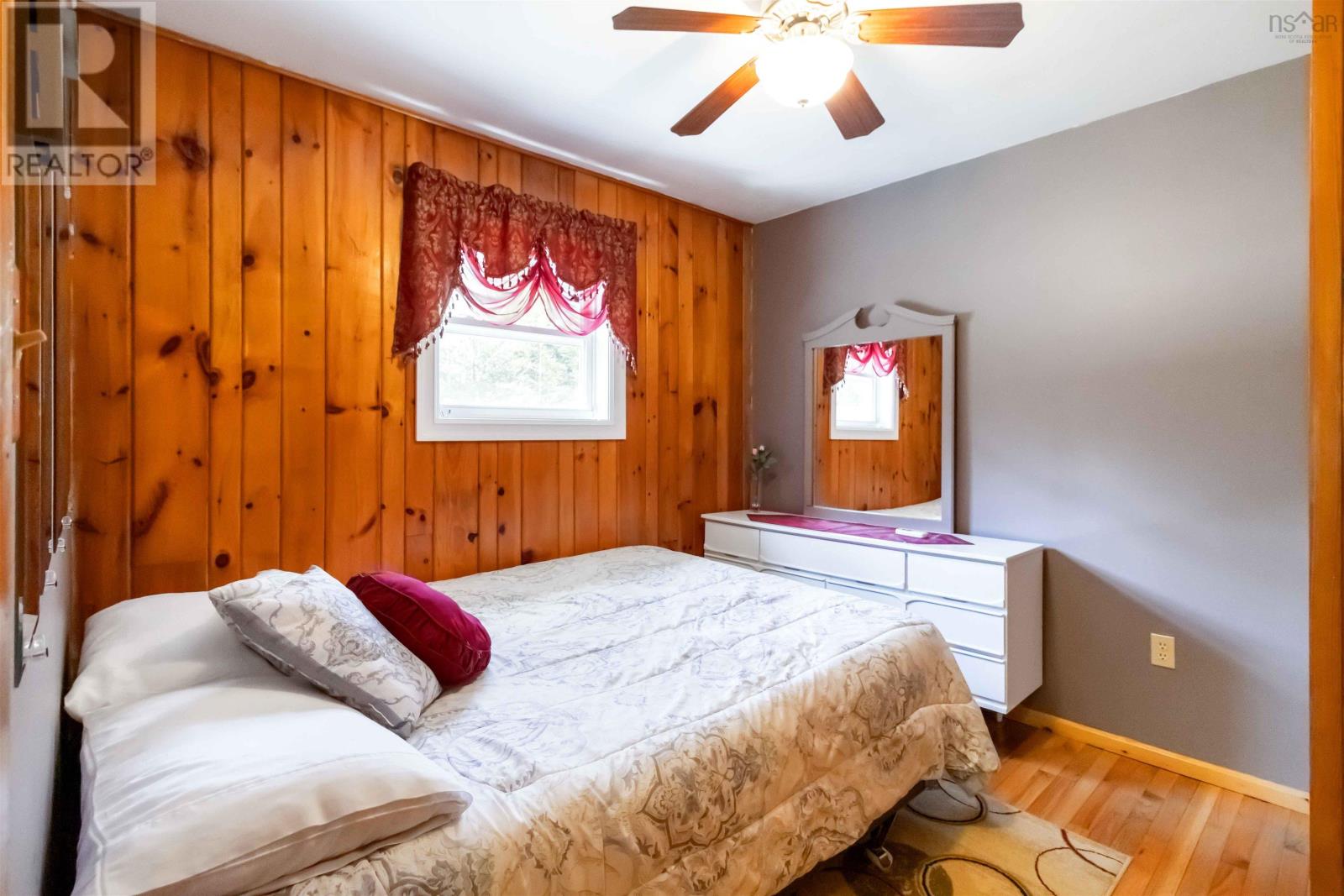 198 Spruce Drive - 24