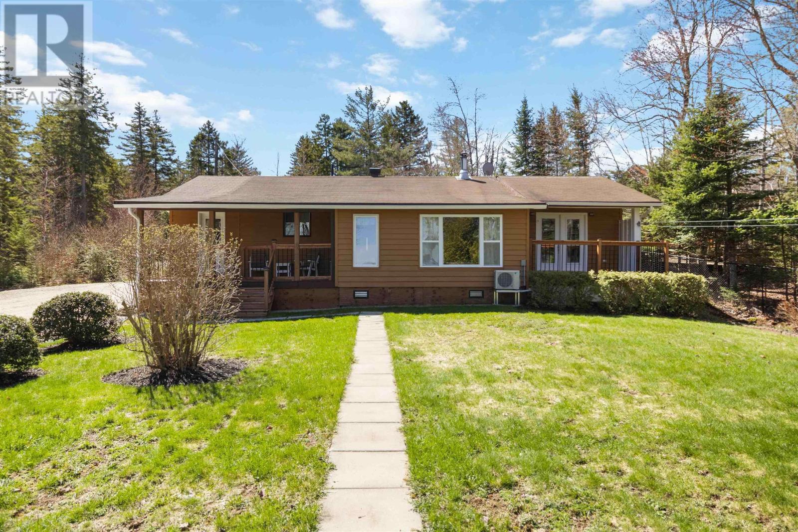 198 Spruce Drive - 35