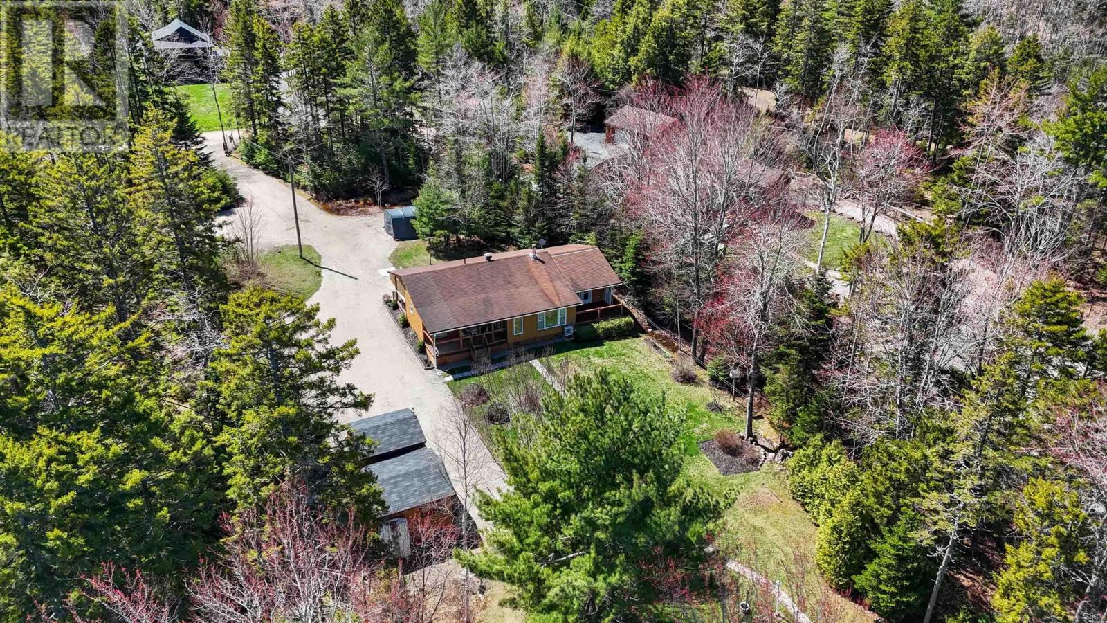 198 Spruce Drive - 43
