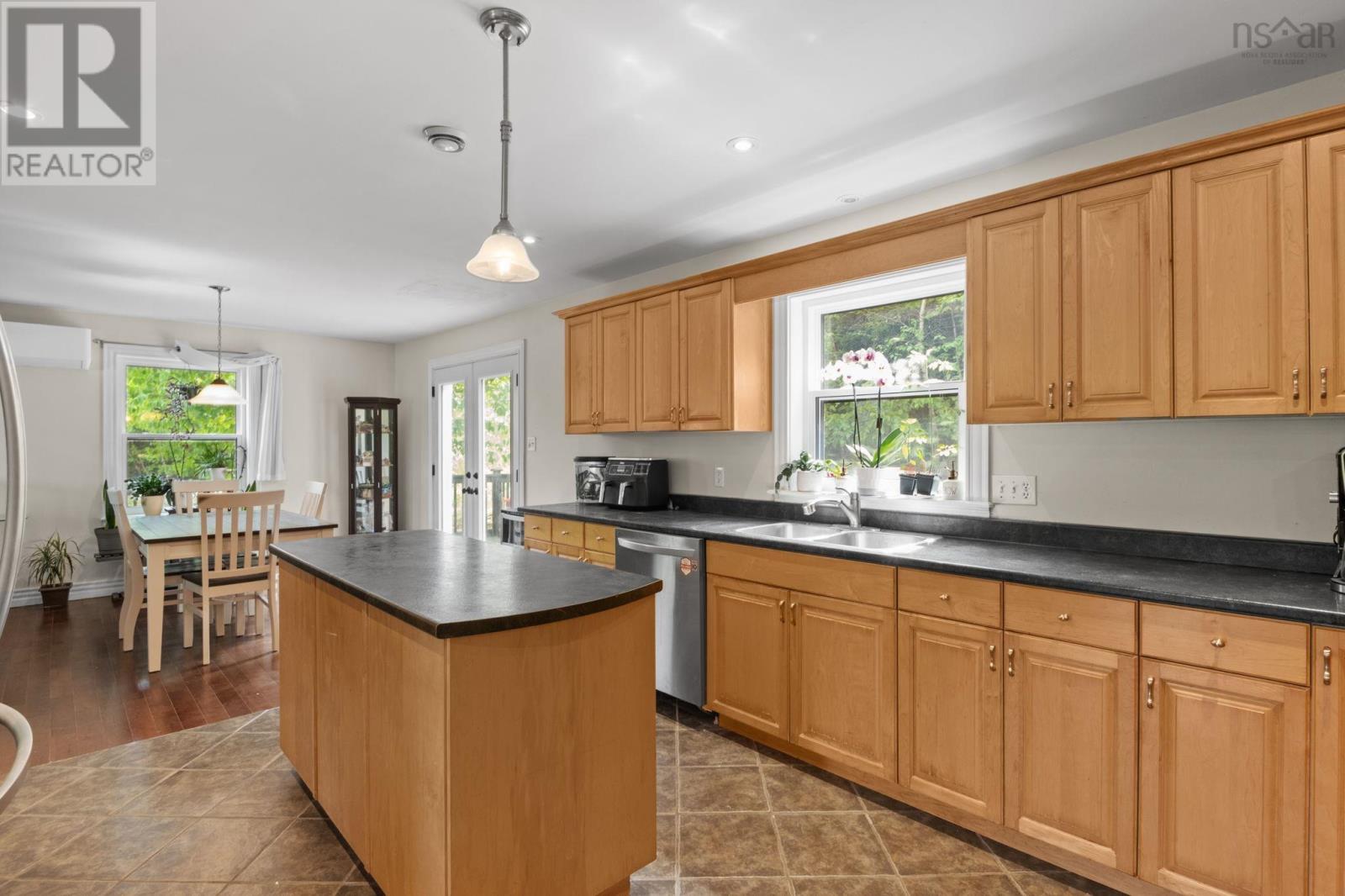 54 Tina Court - 13