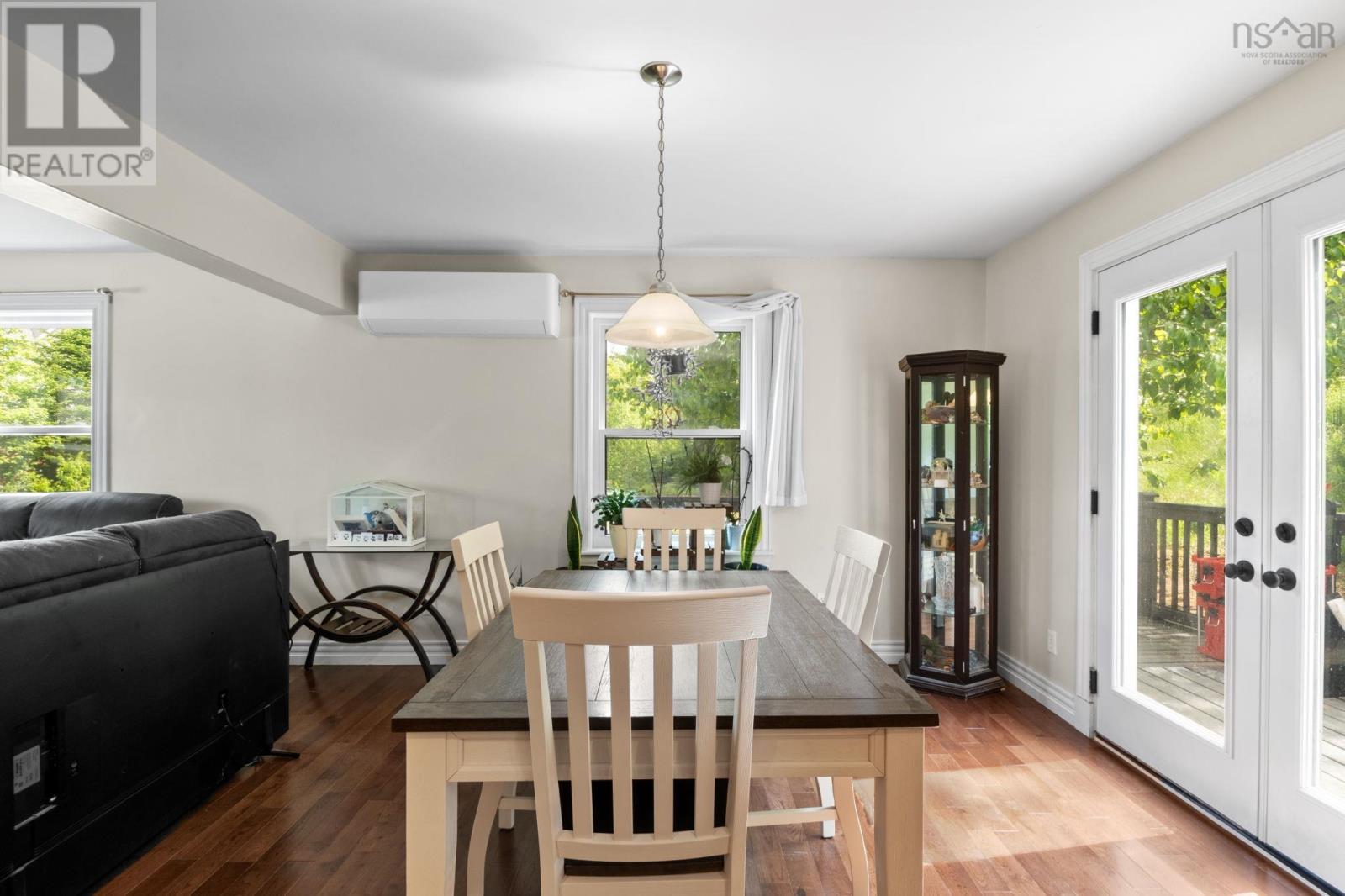 54 Tina Court - 18