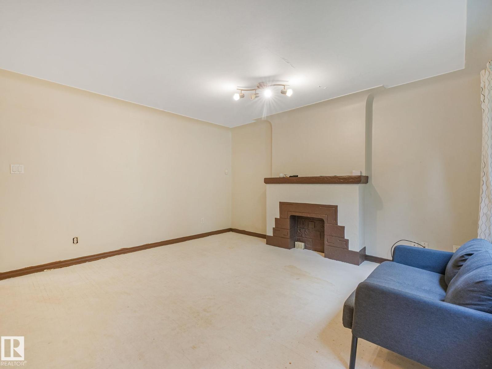 7239 112 ST NW NW — photo 31
