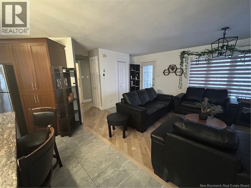 505 Rue Breau - 10