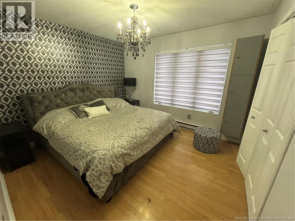 505 Rue Breau - 13