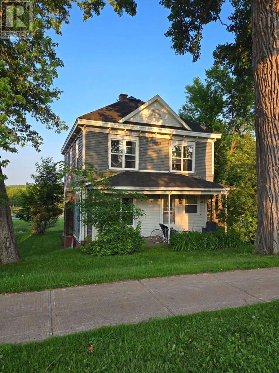 Property photo of 151 Mackay Street