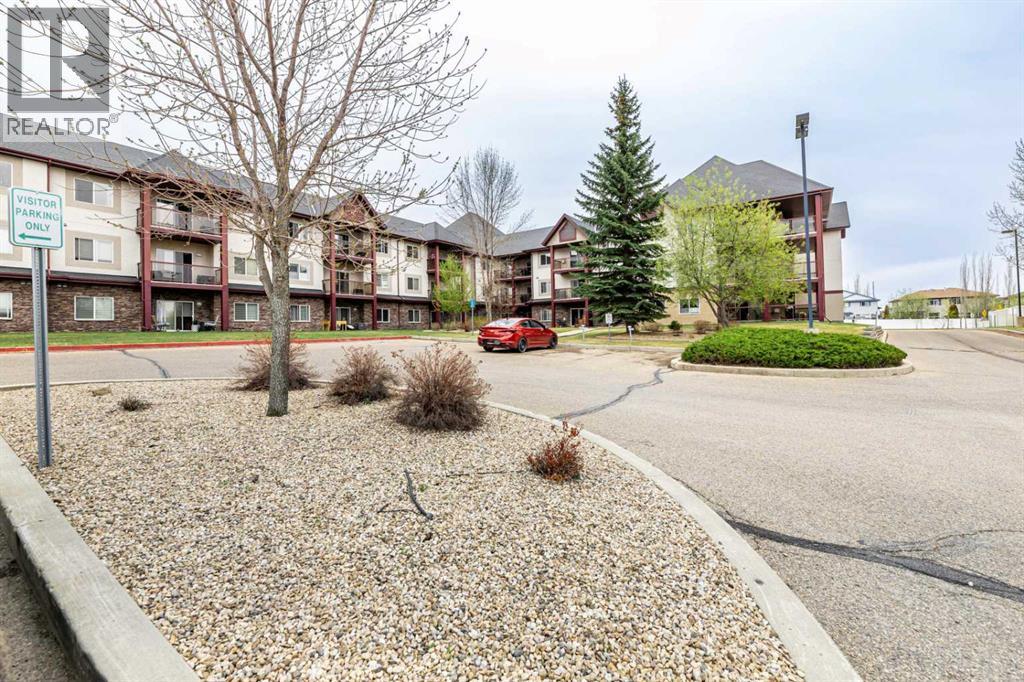 #214 18 Averill Street - 19
