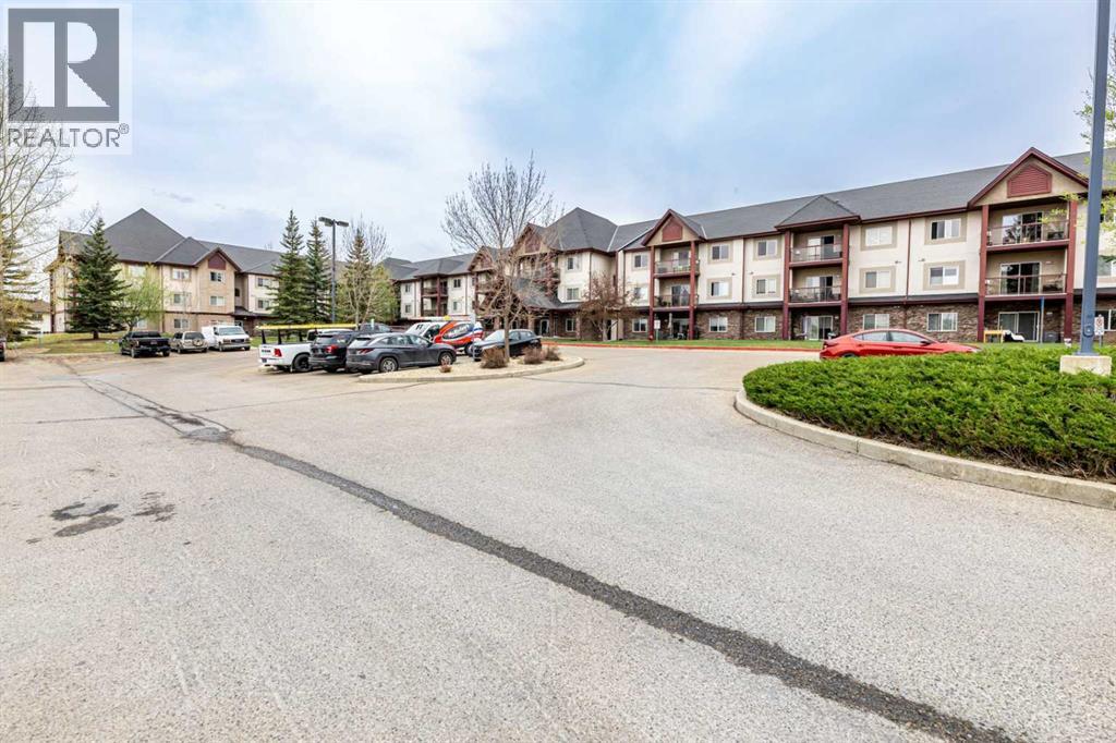 #214 18 Averill Street - 21