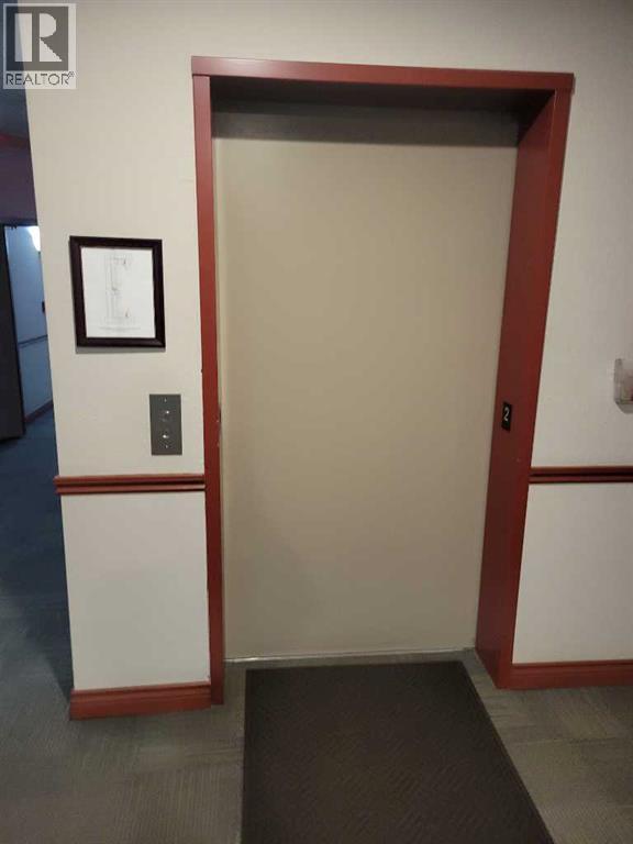 #214 18 Averill Street - 23