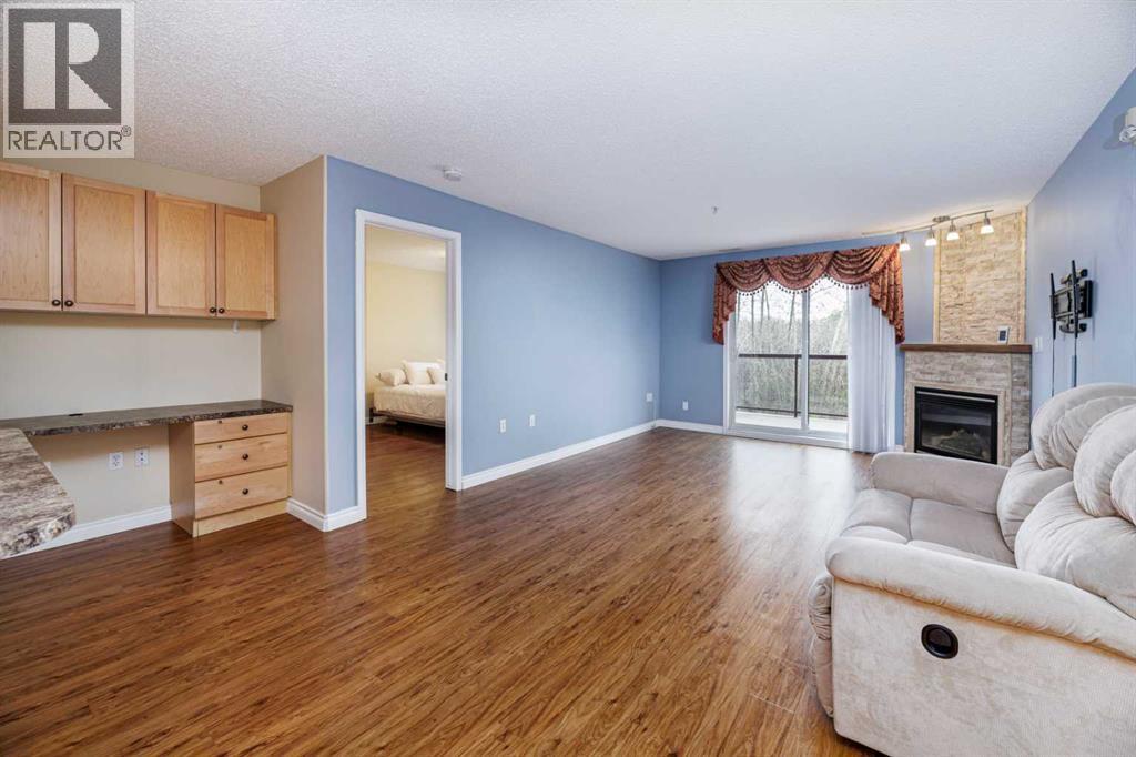 #214 18 Averill Street - 7