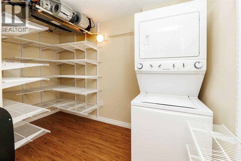 #214 18 Averill Street - 12