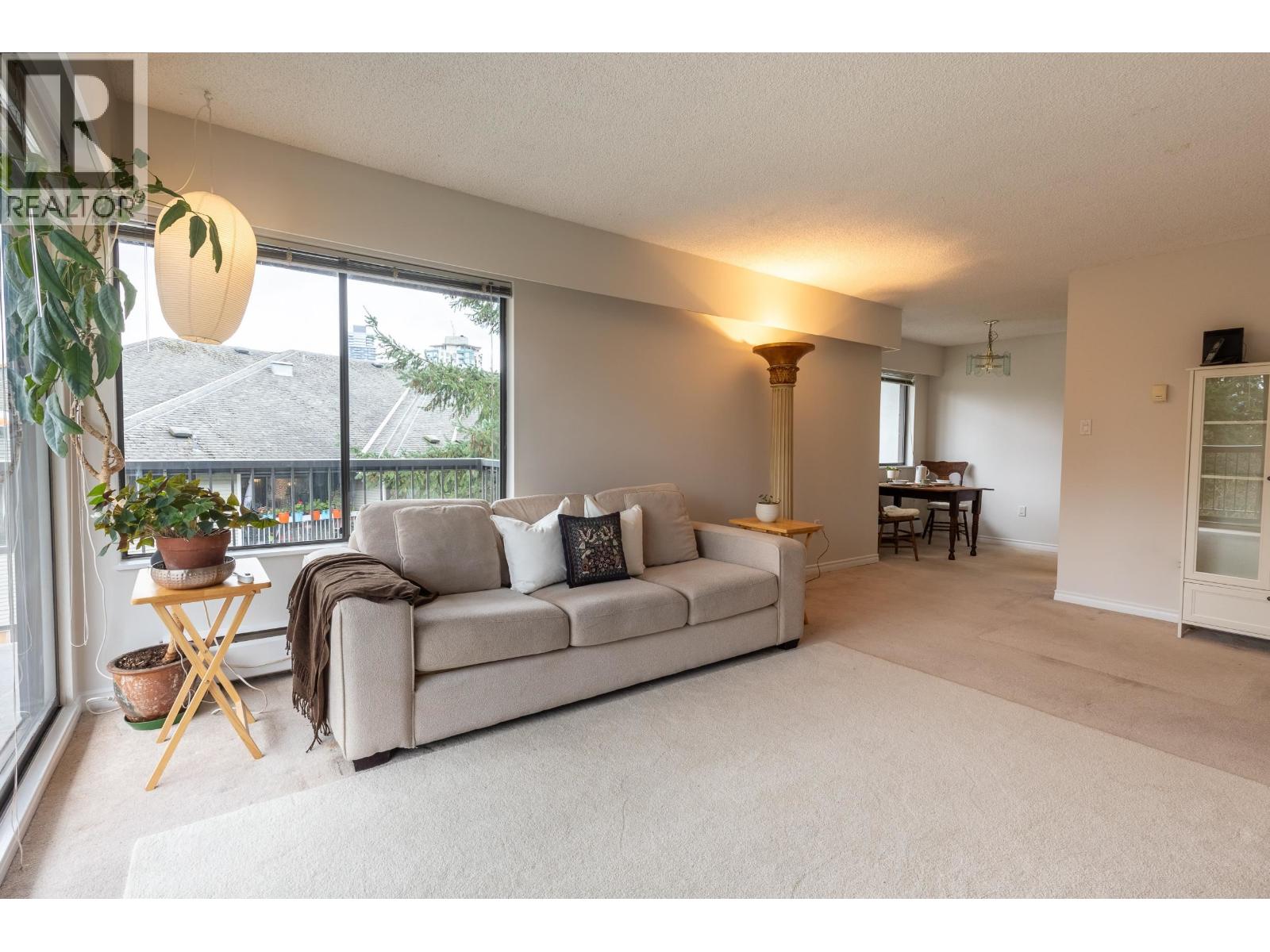 304 4345 GRANGE STREET, Burnaby