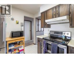 5827 Clinton Street, Burnaby, BC V5J2M4 Photo 10