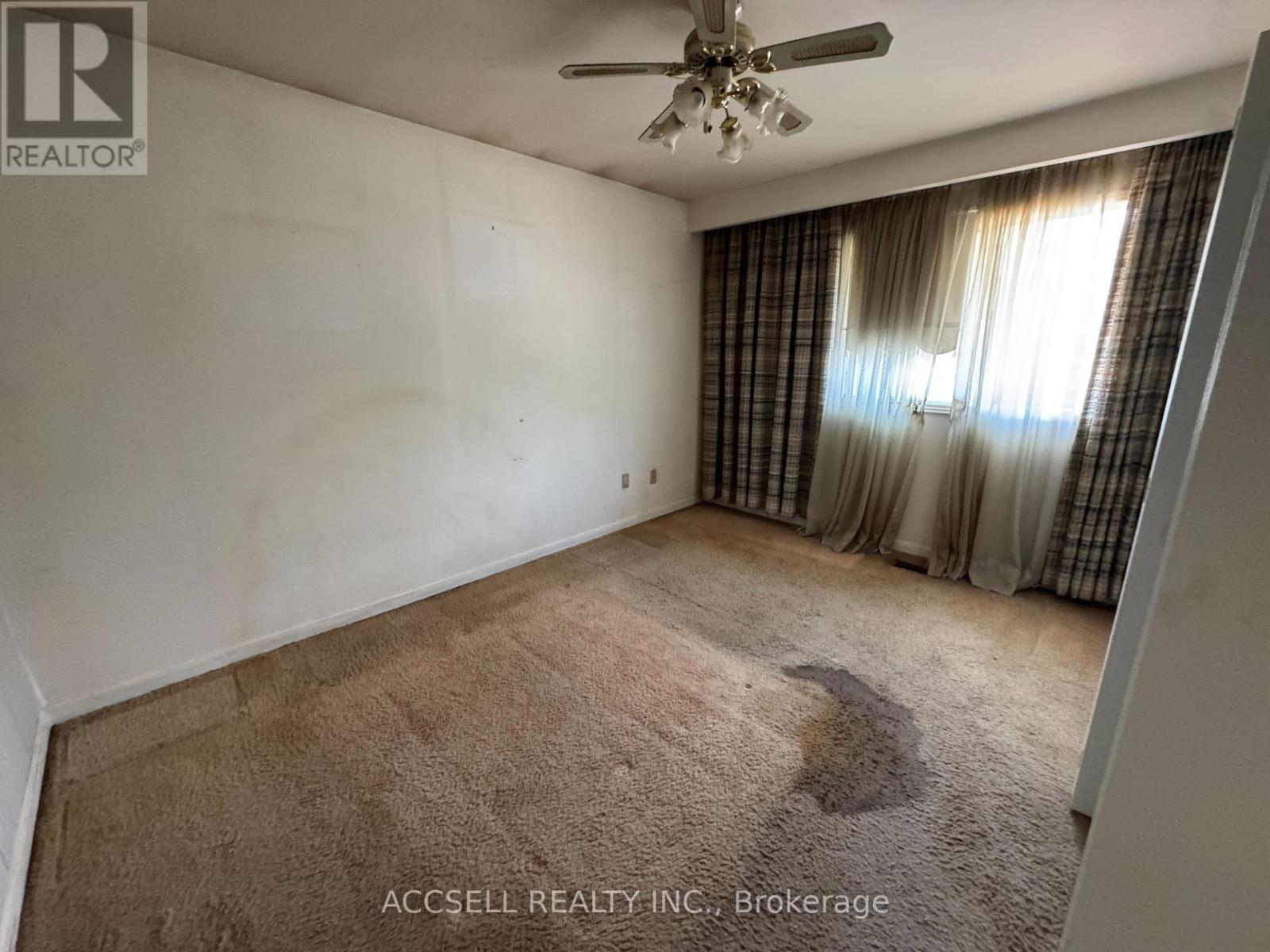 2439 FRAYNE COURT - 12