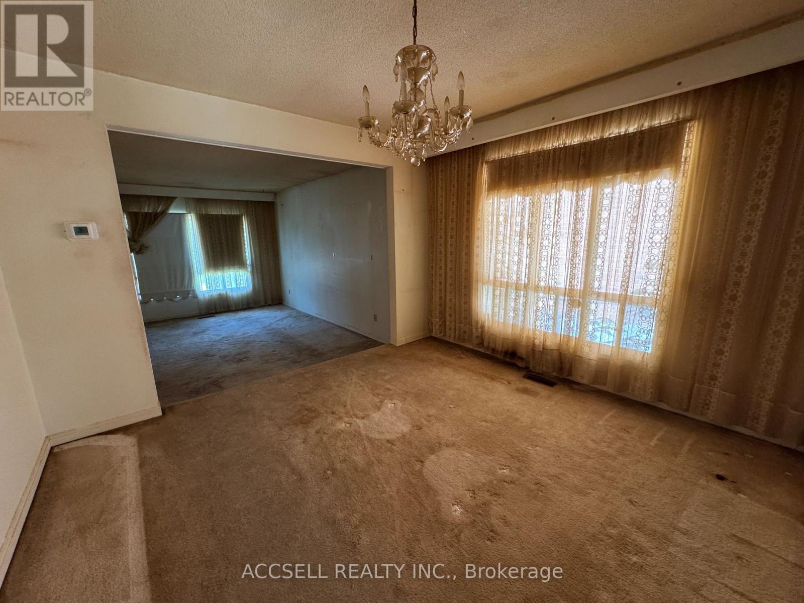 2439 FRAYNE COURT - 5