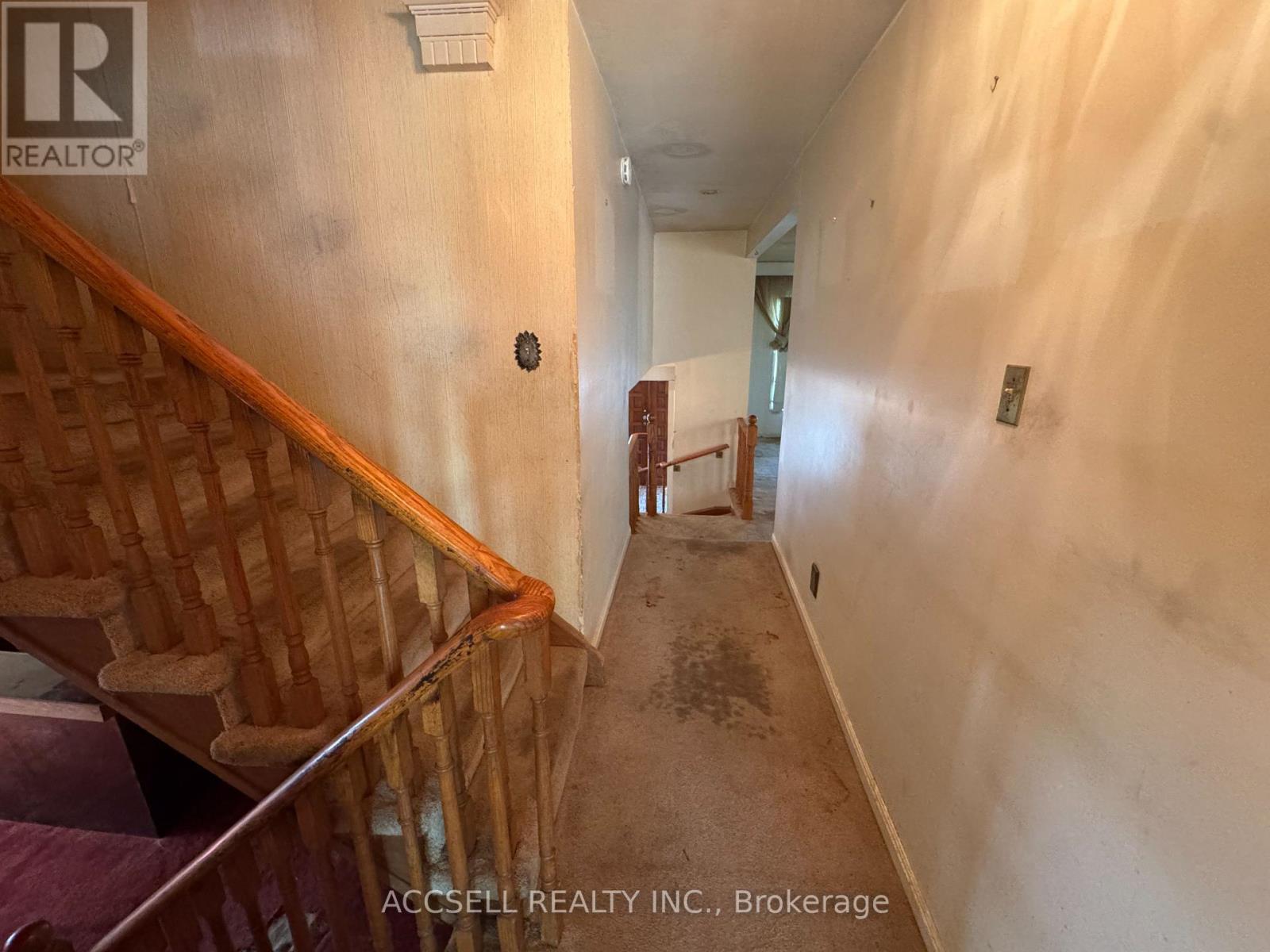 2439 FRAYNE COURT - 8