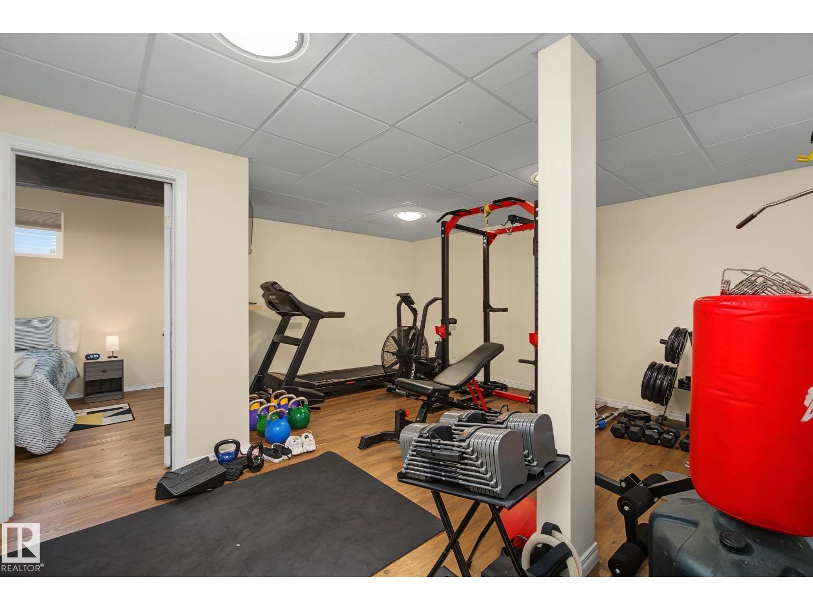 1816 TUFFORD WY NW - 34