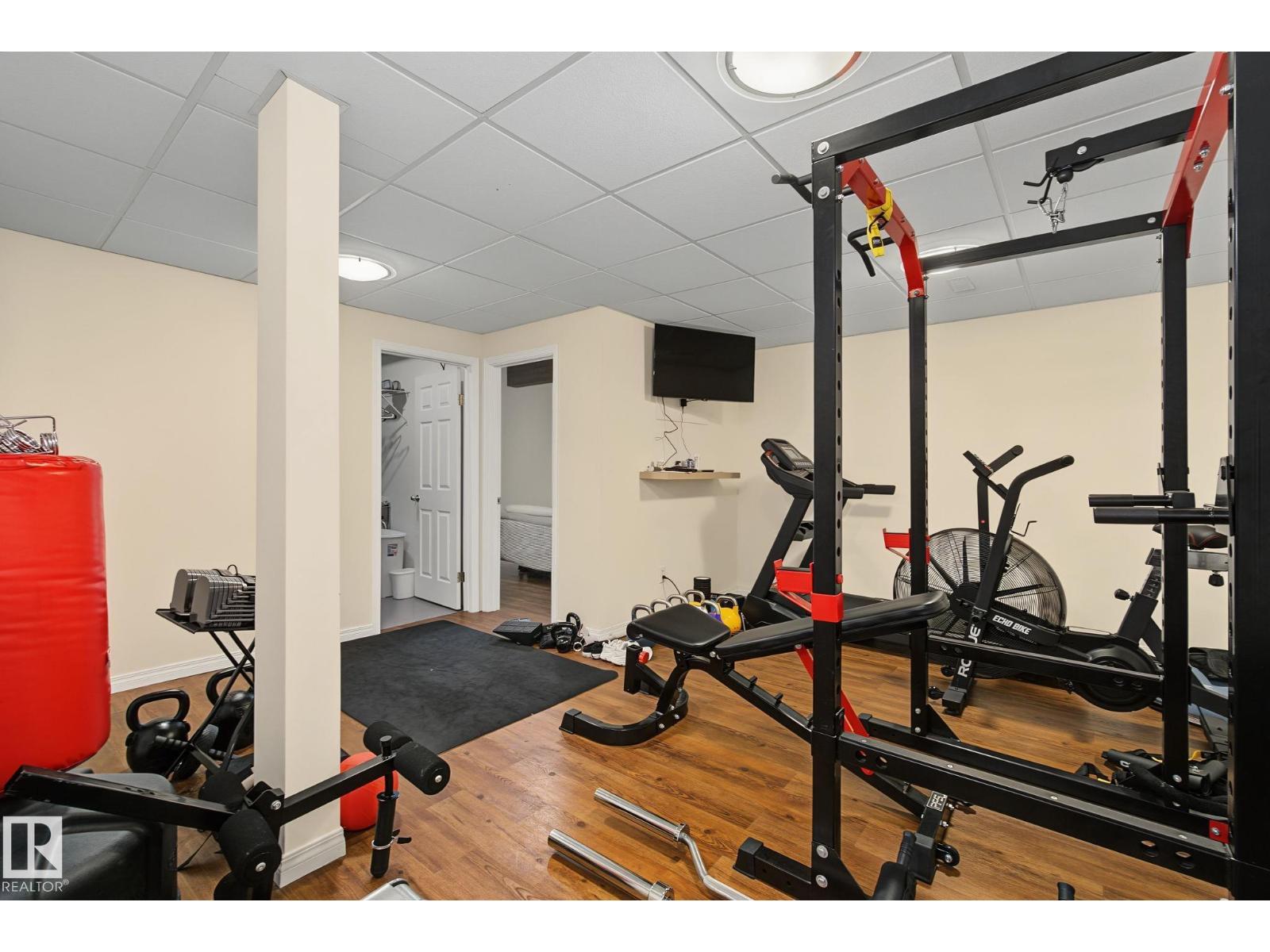1816 TUFFORD WY NW - 38