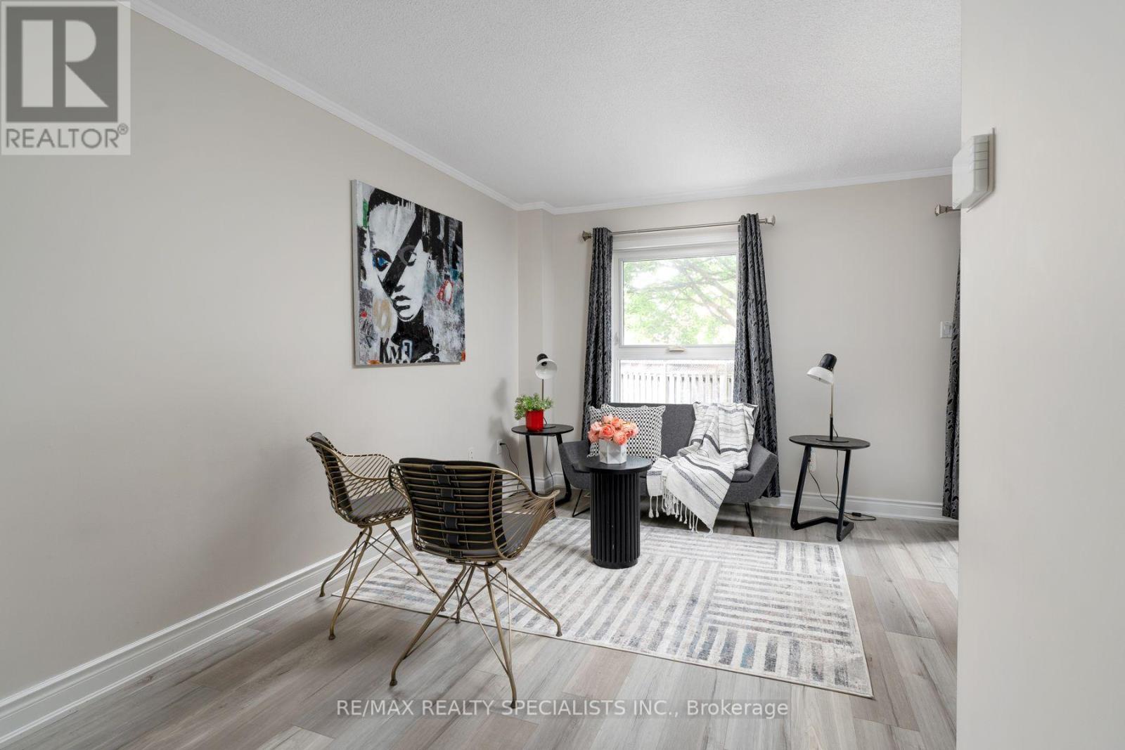6803 BANSBRIDGE CRESCENT - 7