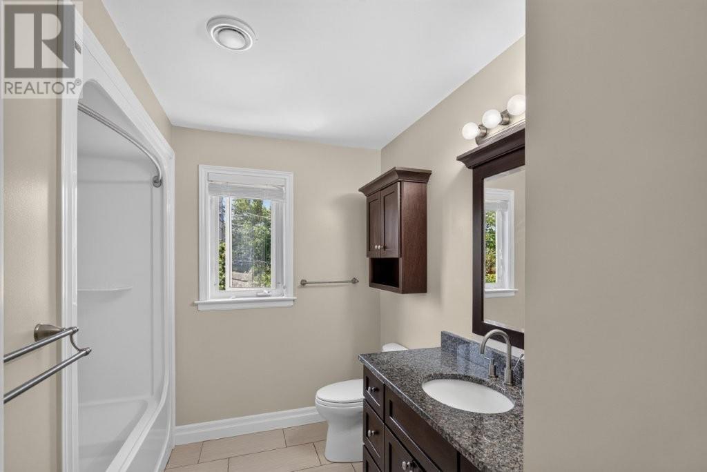12 Compton Place - 21