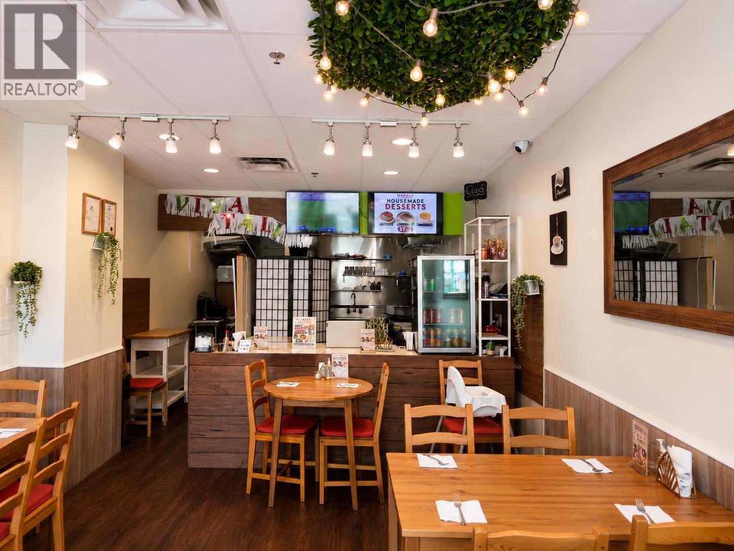 2708 W 4TH AVENUE, Vancouver - Image 1