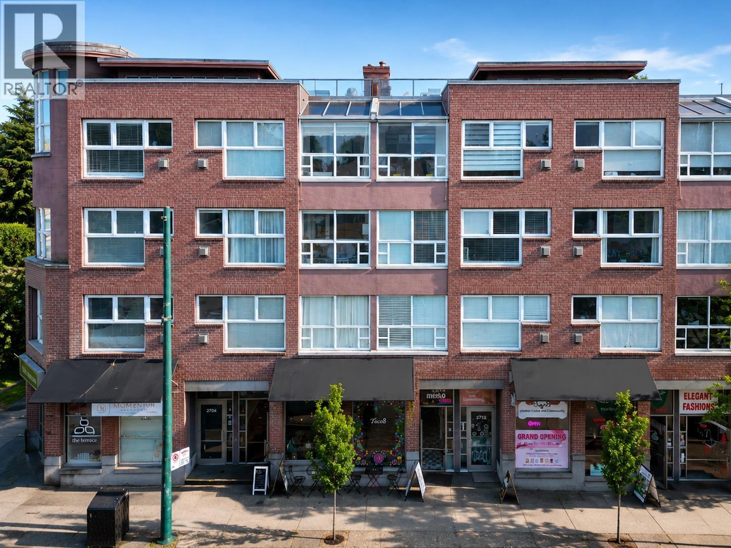 2708 W 4TH AVENUE, Vancouver - Image 1