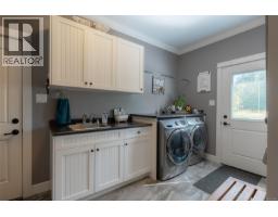 6718 Cypress Blvd, Port Alberni, BC V9Y8T7 Photo 21