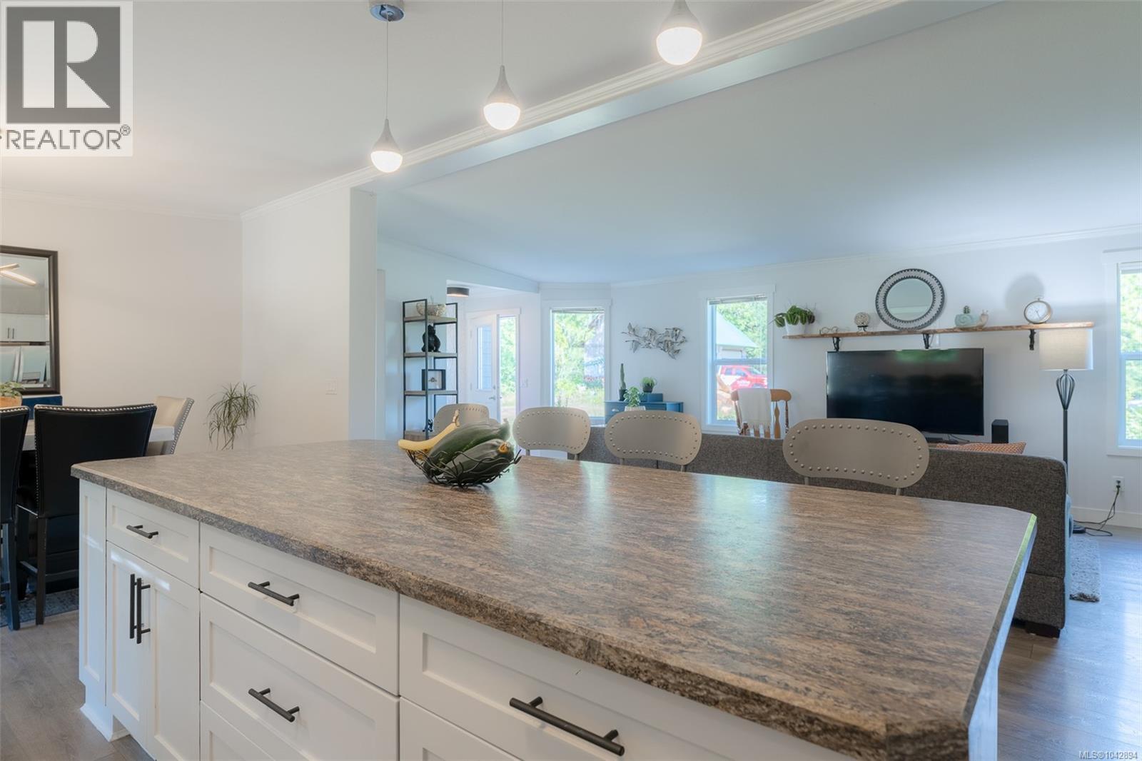 6718 Cypress Blvd - 57