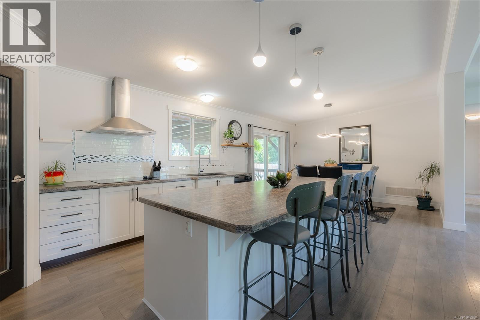 6718 Cypress Blvd - 55