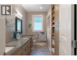 6718 Cypress Blvd, Port Alberni, BC V9Y8T7 Photo 29
