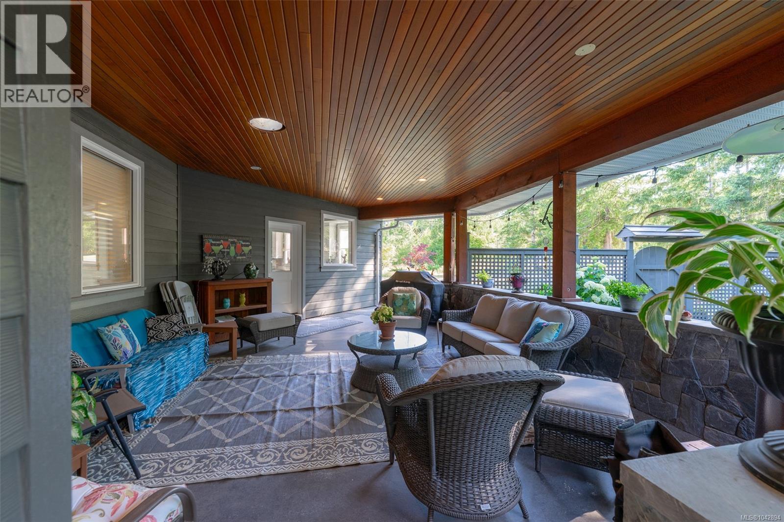 6718 Cypress Blvd - 34