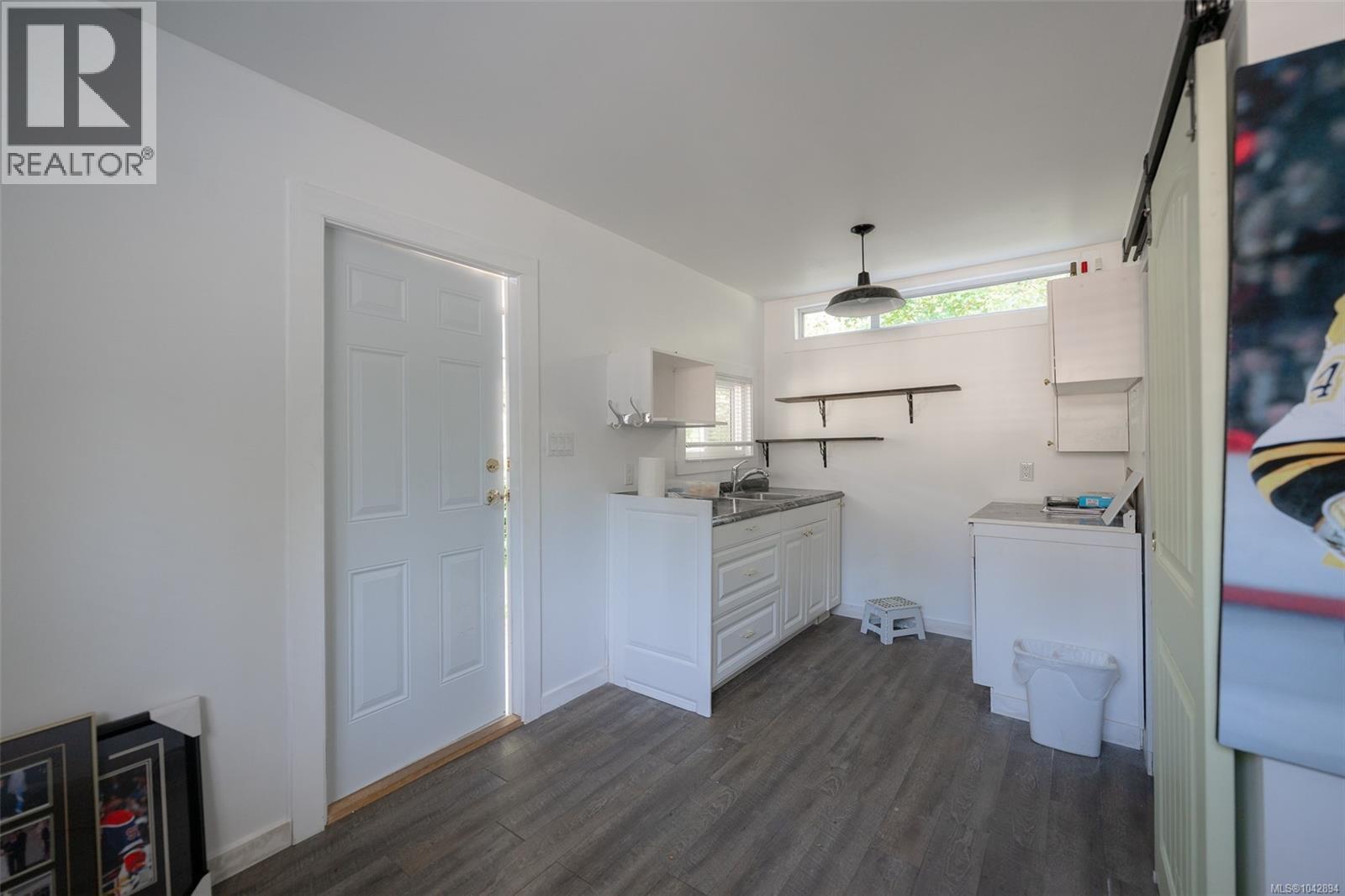 6718 Cypress Blvd - 84